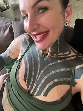 KathaleaNoir live show