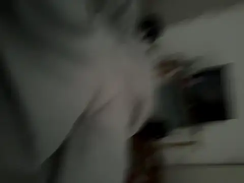 Louise-Mai2001 webcam