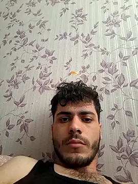 Handsomeboy3344 webcam