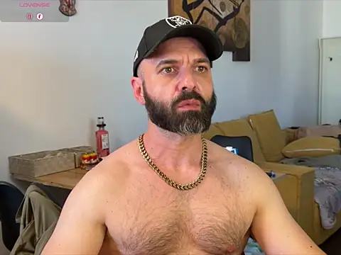gipsykingro (Ask my age) - make me cum