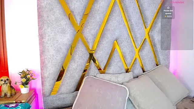 Violet_Collins1 webcam