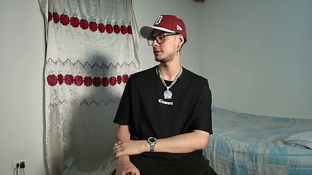 Vlad__night live sex cam
