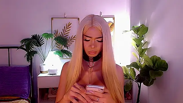 urasianjassgodofgodess_11 webcam