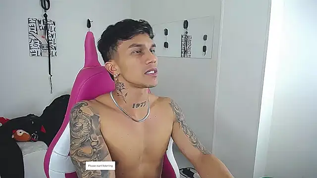Leonard_Price webcam