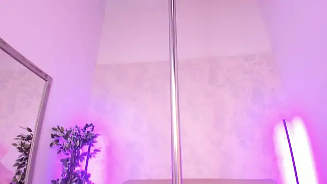 annatylor (F young) - Dildo Fuck Hard