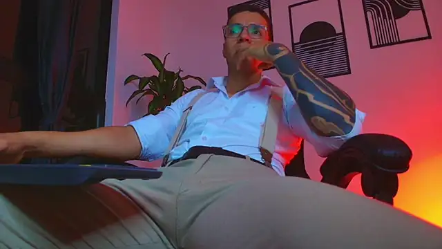 ALPHA_DOMINUS_ webcam