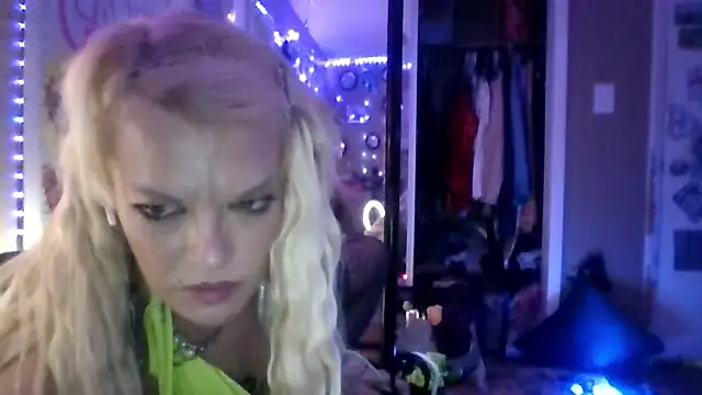 marilyn420 webcam