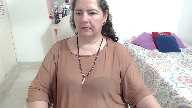 leonela_69 webcam