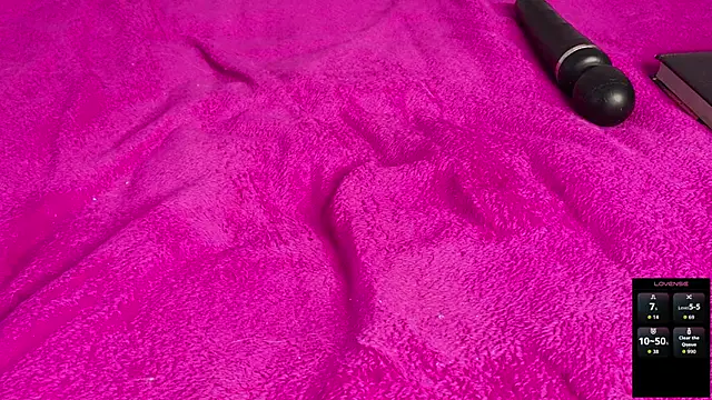 Alice_Pops webcam