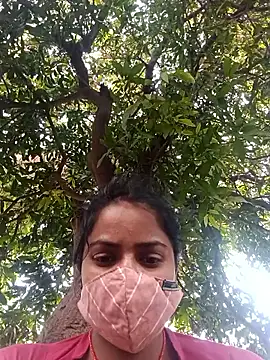 kajalbhabhi44 webcam