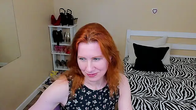 FoxySophia webcam