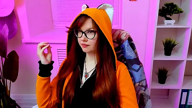 CarolGiggly webcam