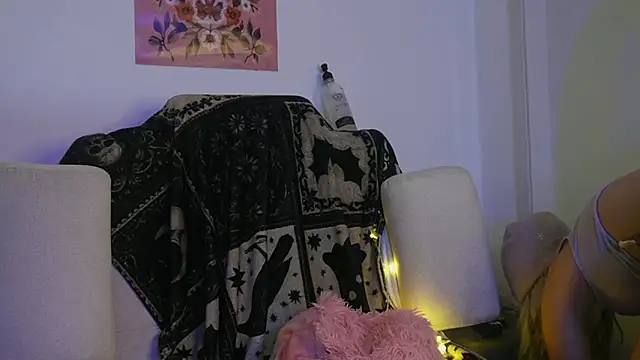 ari_kat webcam