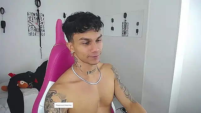 Leonard_Price webcam