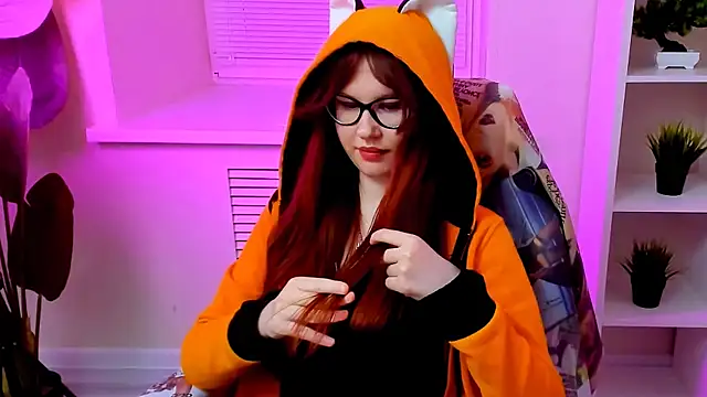 CarolGiggly webcam