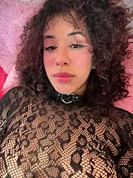 Woo_isDaphne webcam