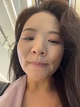 xiaochengzi505 - Xiaochengzi505's free webcam - UK Sex Cams