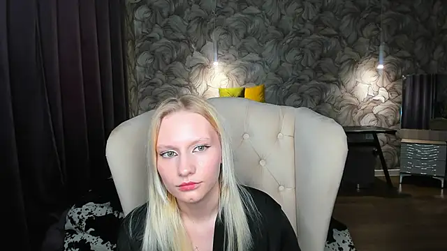 Elizabeth_Adams webcam