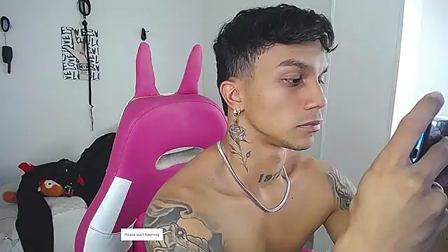 Leonard_Price webcam