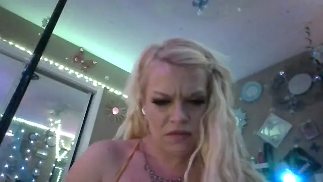 marilyn420 webcam
