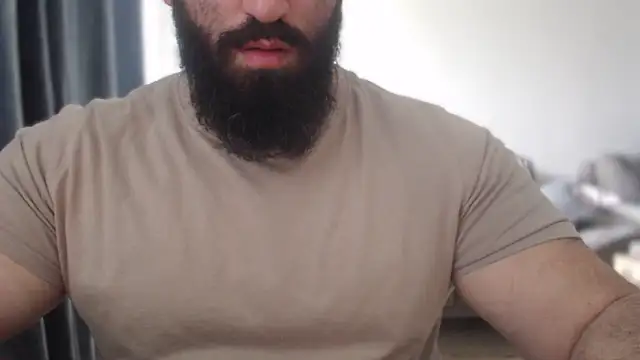 hugemachohandsome webcam