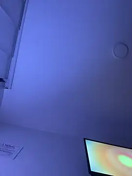 MoraInFire webcam