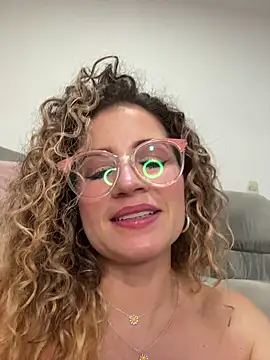 Shantall__ webcam