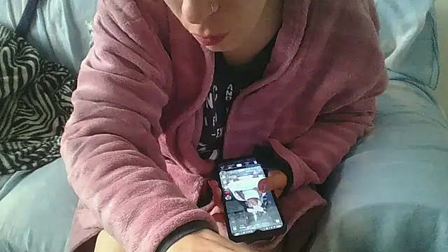 hairygirl80 webcam