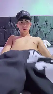michaell_twinkk webcam