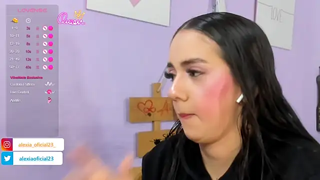 Alexia_Queen webcam