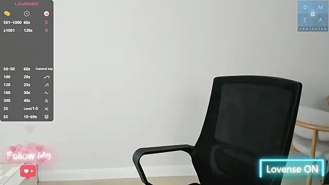 MinaDiamondd webcam