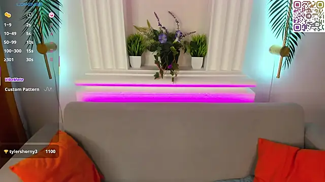 Margaret__Moon webcam
