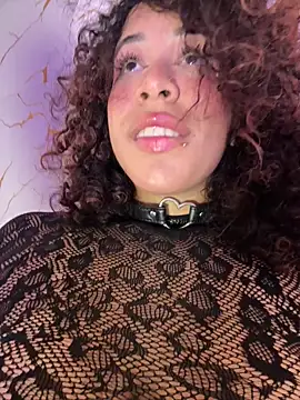 Woo_isDaphne webcam