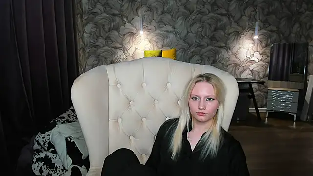 Elizabeth_Adams webcam