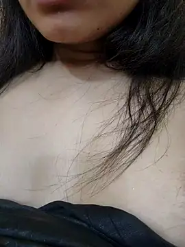 CuteSarikaLIVE webcam