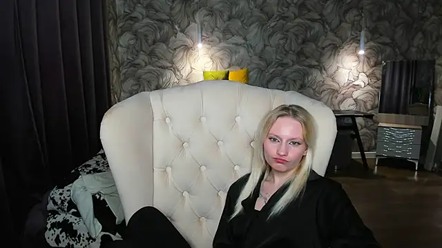 Elizabeth_Adams webcam