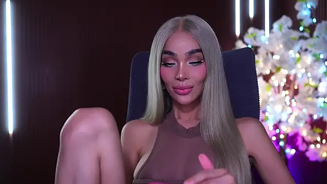 xxforyoureyesonlyxx webcam