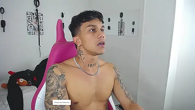 Leonard_Price live sex cam