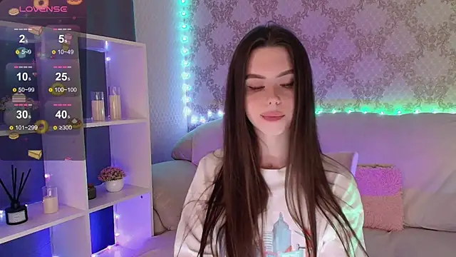 holymiax - HolyMiax's free webcam - UK Sex Cams