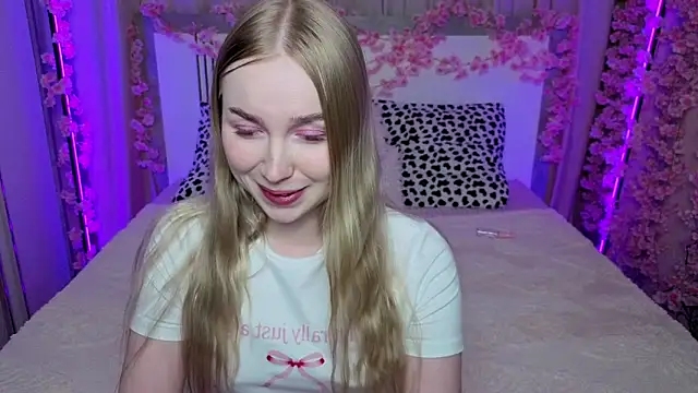 LilyStarlight webcam