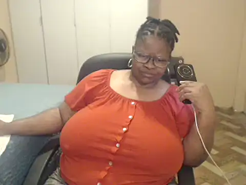 sweetnoziexx webcam
