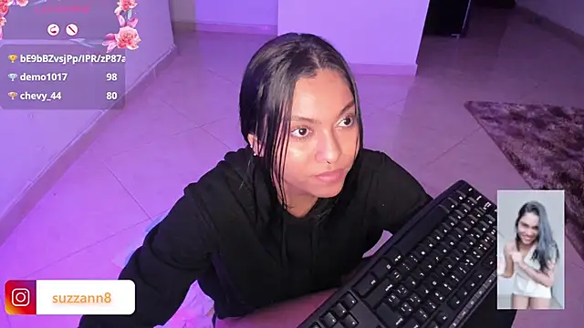 AnneteLynch webcam