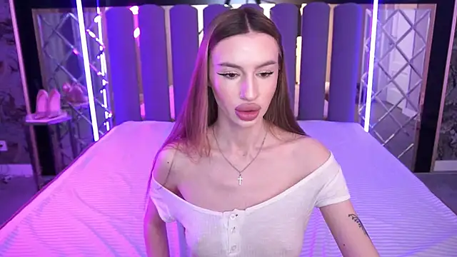 snow_whiteeex (F young) - masturbate with you 3 min