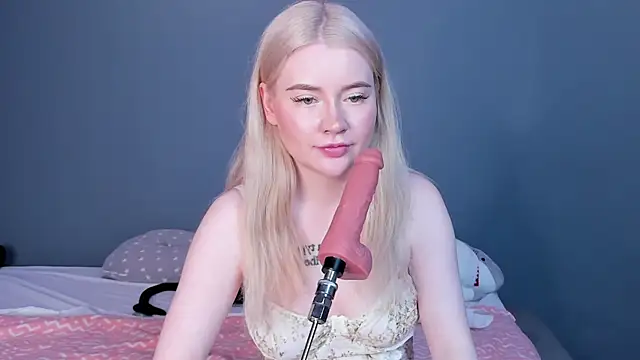 Lillie_Berry webcam