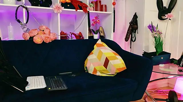 Ella__Kross