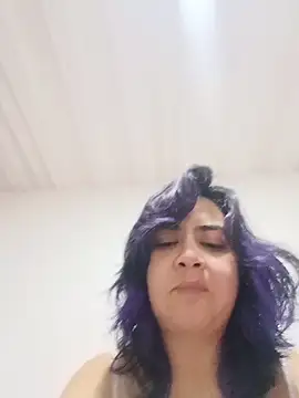 LylaVixxen webcam
