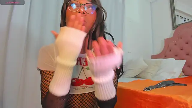 _foxy_00 webcam