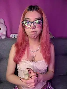 Valen-Foxx1 webcam