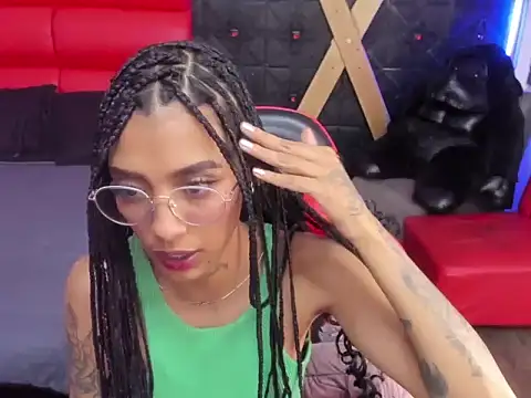 karlaslutskinny__ - KarlaSlutSkinny__'s free webcam - UK Sex Cams