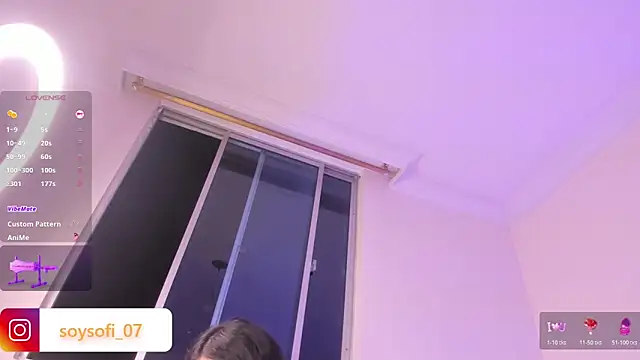 Nina_Blaze webcam